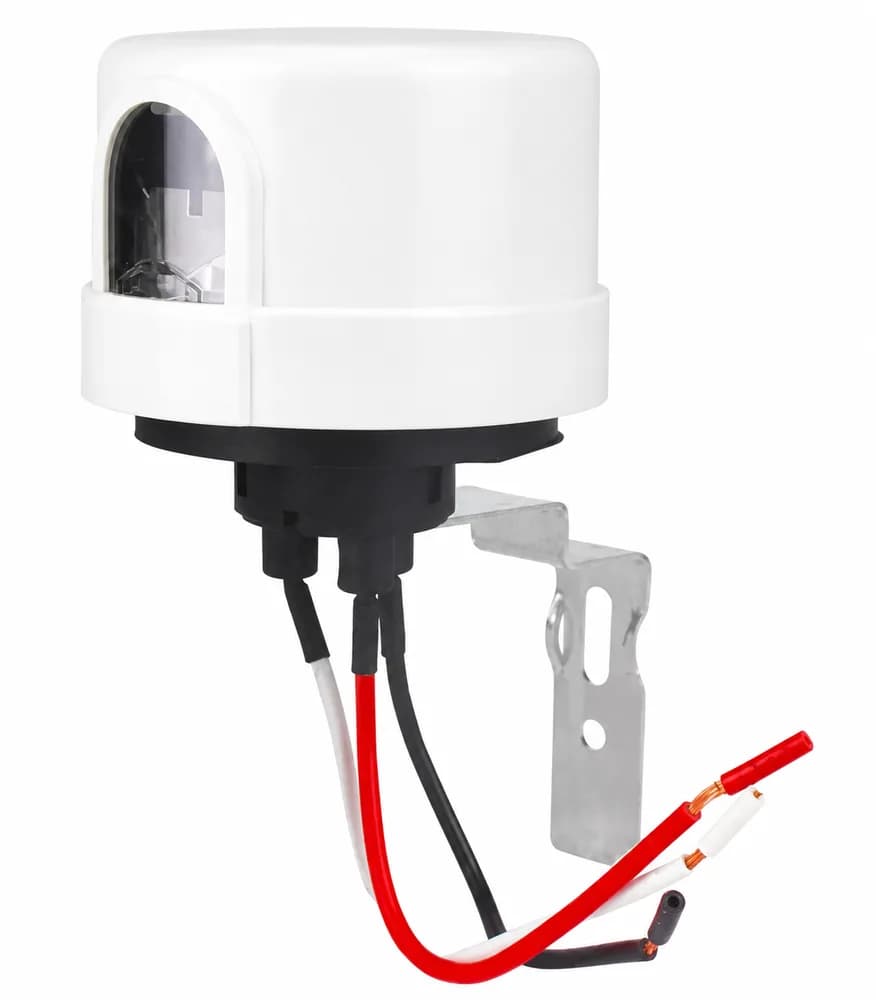 Single Pole LoRaWAN Controller — LoRaWAN Streetlight Controllers